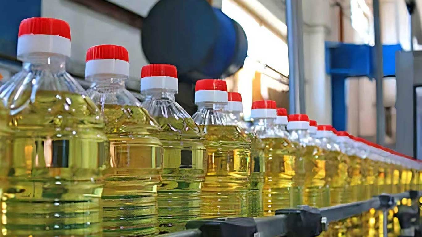 Government Urges Edible Oil Associations to Maintain Minimum Retail Prices Amid Duty Hike