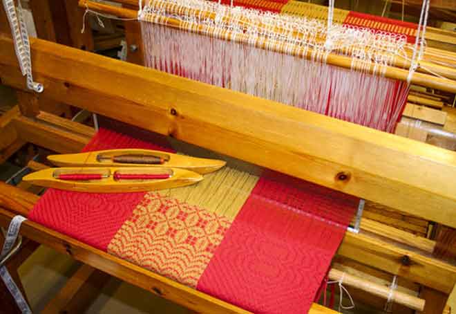 Handloom weavers demand revival of Karnataka Handloom Development Corporation