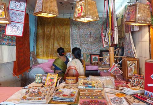 One Station One Product: Madhubani paintings, handloom items at Patna Jn