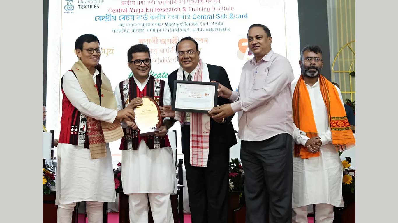 Pragjyotika Enterprises Honoured For Textile Innovation In Vanya Silk Sector