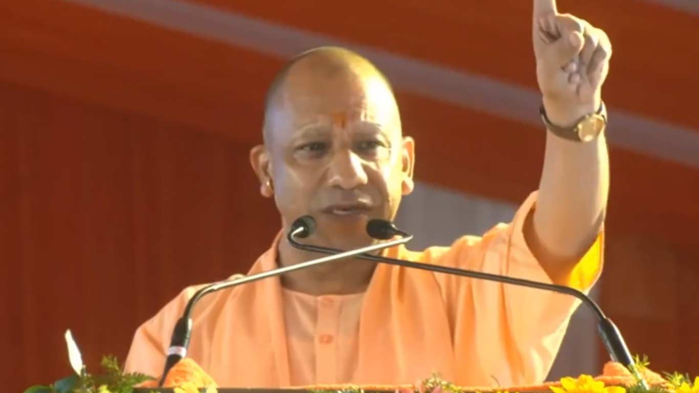 CM Adityanath Inaugurates Rs 750-Crore Projects in Ghaziabad; Distributes Jobs, Loans, and Digital Devices